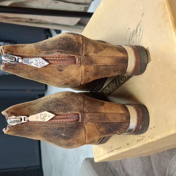 Donald J Pliner 'Dafne' Suede Booties - Picture 3 of 8